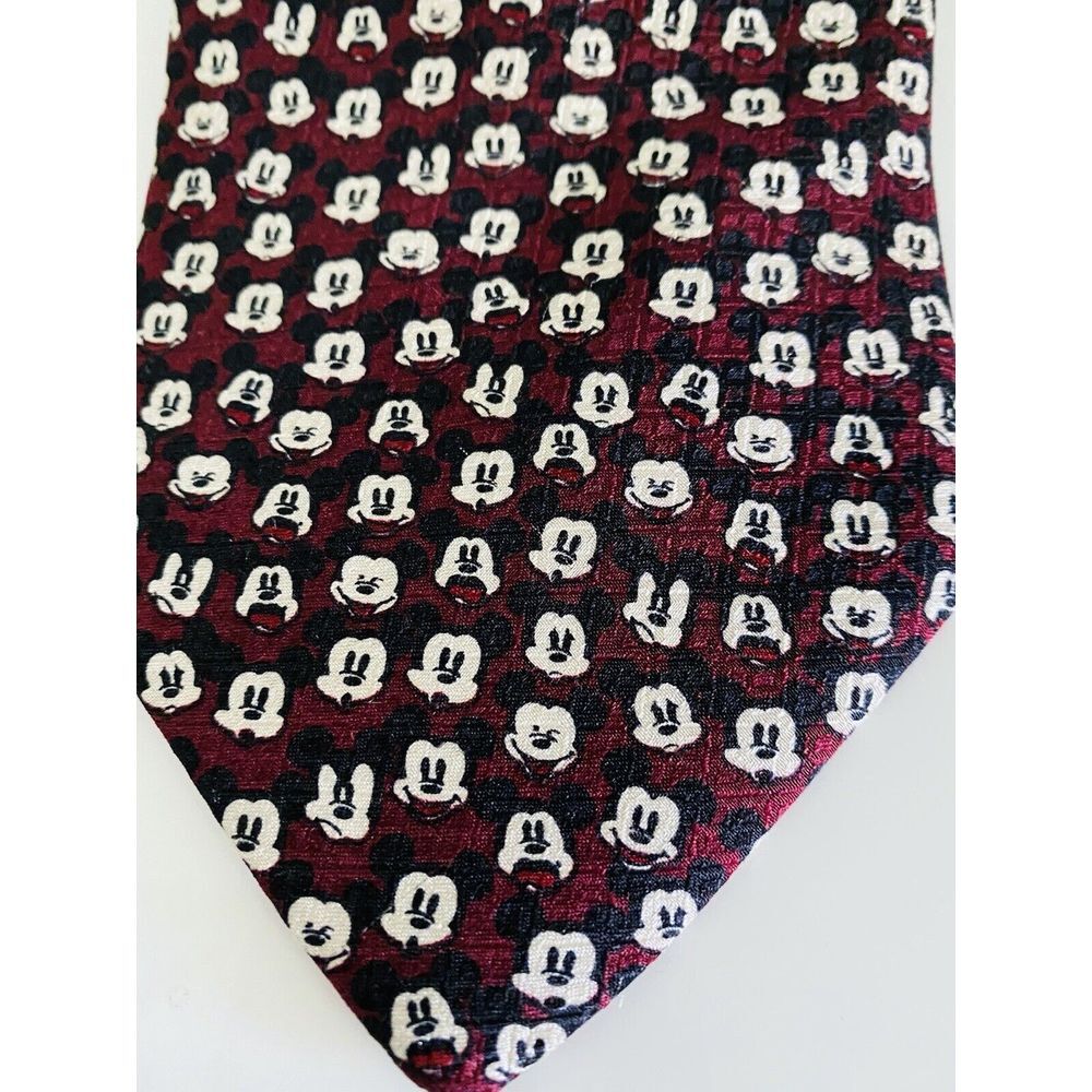 Walt Disney World Mens Tie Mickey Mouse Smiles‎ Logo ~ 57" Silk Burgundy Red